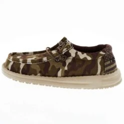 Heydude Kids Hey Dude Wally Camo Flag Casual 7 Heydude Kids Hey Dude Wally Camo Flag Casual -Heydude 130137037 03